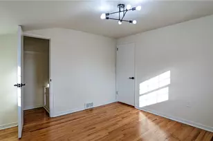 145 E Woodford Ave, East Pittsburgh, PA 15210 - Photo 13