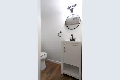 145 E Woodford Ave, East Pittsburgh, PA 15210 - Photo 19