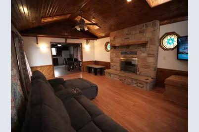 24 Stracke Ave, Monessen, PA 15062 - Photo 5