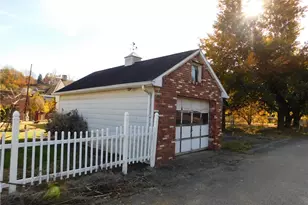 104 2nd St, Fayette City, PA 15438 - Photo 5