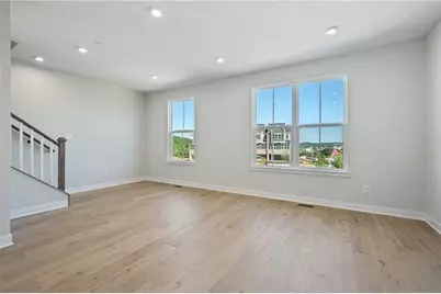 211 Yellowwood Drive, South Strabane, PA 15301 - Photo 11