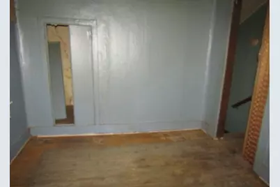 215 Patterson Ave, Bridgeville, PA 15017 - Photo 15