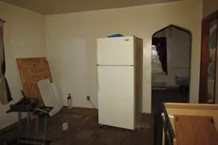 215 Patterson Ave, Bridgeville, PA 15017 - Photo 5