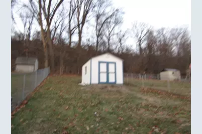 215 Patterson Ave, Bridgeville, PA 15017 - Photo 3