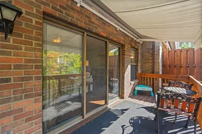 587 Thorncliffe Drive, Robinson Twp, PA 15205 - Photo 11