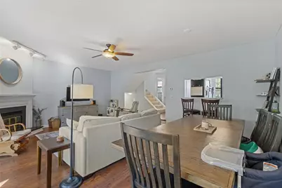 587 Thorncliffe Drive, Robinson Twp, PA 15205 - Photo 5