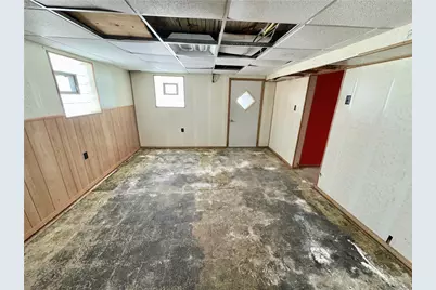 122 E Harvey Street, Masontown, PA 15461 - Photo 17