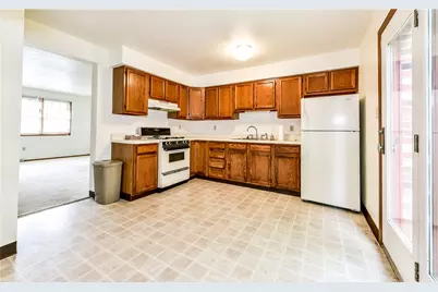 515 Barclay Ave, Pittsburgh, PA 15221 - Photo 7