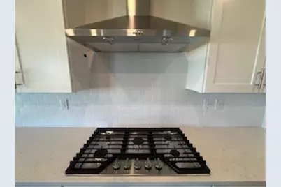 323 Stately Court, Adams Township, PA 16059 - Photo 7