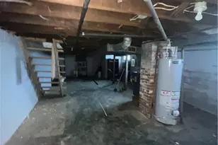 407 Pearson St, New Castle, PA 16101 - Photo 25