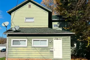 901 Franklin Ave, New Castle, PA 16101 - Photo 1