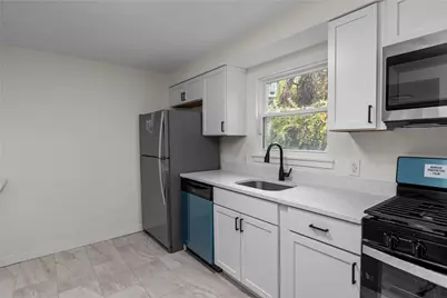 845 Henger St, Pittsburgh, PA 15210 - Photo 11