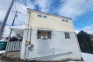 536 1/2 Butler Rd, East Franklin Township, PA 16201 - Photo 3