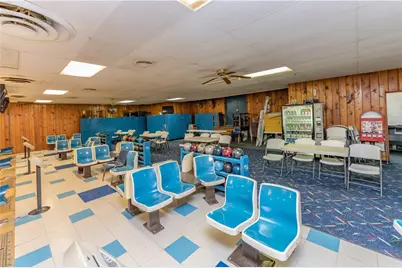 200 Baughman Ave, Jeannette, PA 15644 - Photo 13