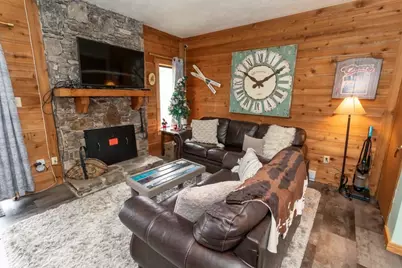 2803 Swiss Mountain Dr, Seven Springs, PA 15622 - Photo 11