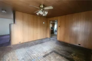 140 High St, Kiskiminetas Township, PA 15618 - Photo 9