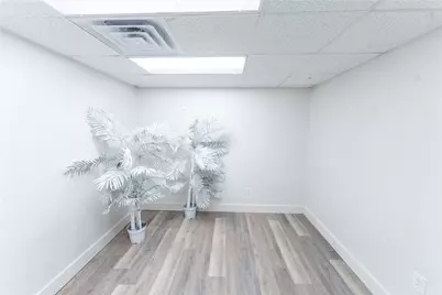 1 Racquet Ln (Right Rear), Monroeville, PA 15146 - Photo 21