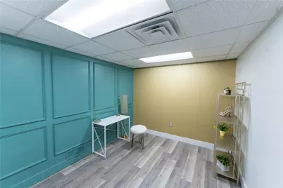 1 Racquet Ln (Right Rear), Monroeville, PA 15146 - Photo 17