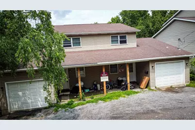 716-718 Hettie Way, Butler, PA 16001 - Photo 1