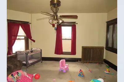 237 Front St, Dunbar Township, PA 15486 - Photo 13