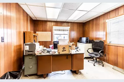 1023 Pittsfield Aly, New Brighton, PA 15066 - Photo 5