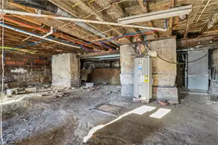 48 Vesta St, Centerville, PA 15429 - Photo 37