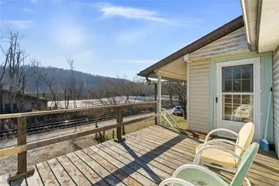 48 Vesta St, Centerville, PA 15429 - Photo 27