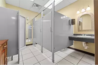 206 Bilmar Drive, Robinson Twp, PA 15205 - Photo 21