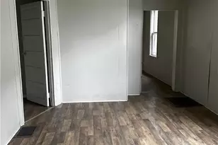 406 N Liberty St, New Castle, PA 16102 - Photo 5