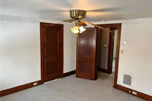 49 N Main St, Greenville Boro, PA 16125 - Photo 13