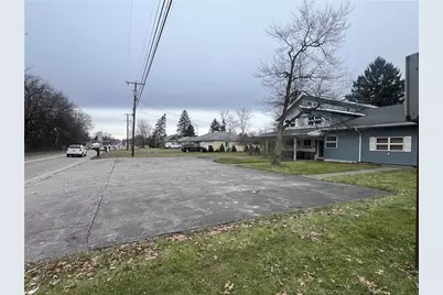 129 S Buhl Farm Dr, Hermitage, PA 16148 - Photo 3