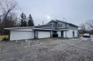 129 S Buhl Farm Dr, Hermitage, PA 16148 - Photo 5