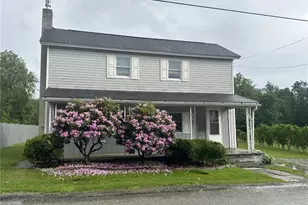 576 Front St, Mount Pleasant Township, PA 15666 - Photo 1