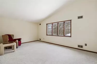 4727 Penn Way, Versailles Boro, PA 15132 - Photo 7