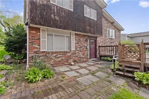 4727 Penn Way, Versailles Boro, PA 15132 - Photo 3