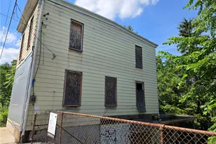 1922 Rhine St, Spring Hill, PA 15212 - Photo 29