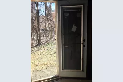 1922 Rhine St, Spring Hill, PA 15212 - Photo 19