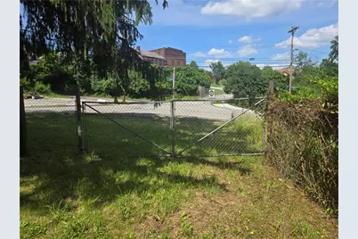 1922 Rhine St, Spring Hill, PA 15212 - Photo 13