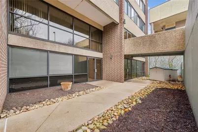 750 Washington Rd, Pittsburgh, PA 15228 - Photo 19
