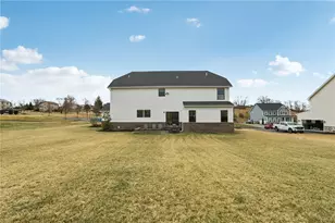 1002 Black Sands Dr, Penn Twp, PA 15644 - Photo 47