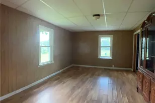 2343 Downing Ln, Hermitage, PA 16148 - Photo 9