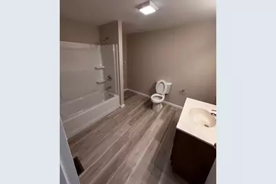 20 Wood St, Nemacolin, PA 15351 - Photo 5