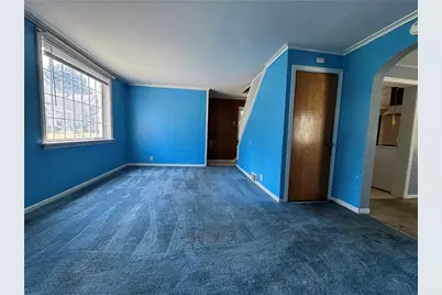 110 W Chartes St, New Castle, PA 16102 - Photo 7