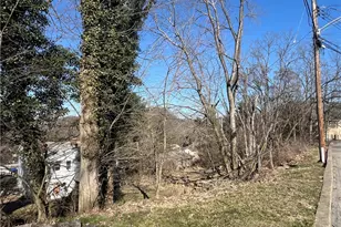 325 Glaser Ave, Pittsburgh, PA 15202 - Photo 1