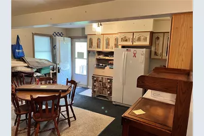 4 Woodbine Dr, Hempfield Township, PA 16125 - Photo 5