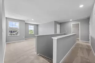 530 Gardenia Dr, Rostraver, PA 15012 - Photo 11