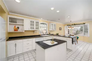 111 Saddle Brook Cir, Twp of But NW, PA 16001 - Photo 11