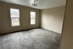 1112 E Washington St, New Castle, PA 16101 - Photo 13