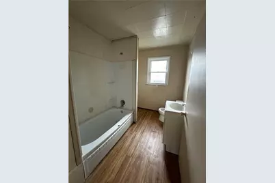 1112 E Washington St, New Castle, PA 16101 - Photo 15