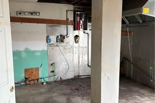 1513 Duss Ave, Ambridge, PA 15003 - Photo 11